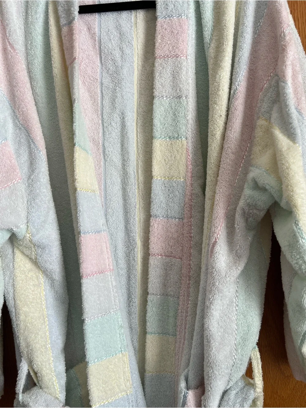 Ashley Taylor size 2X wide stripe pastel cotton tie front robe